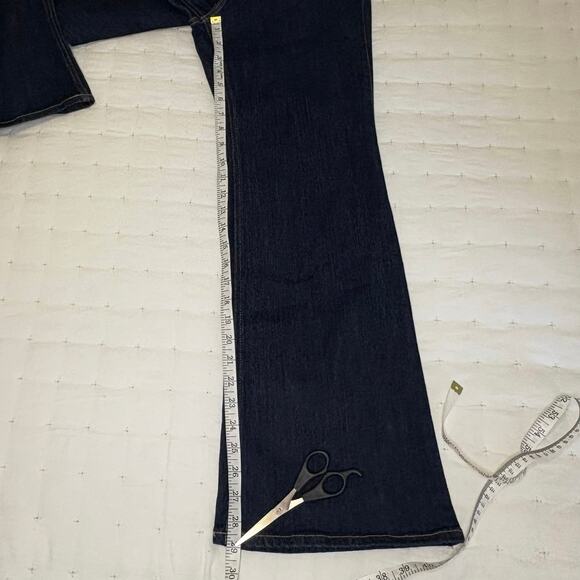 Old Navy High-Rise Flare Jeans Women's 8P | Dark Blue | Petite | EUC - Picture 11 of 11